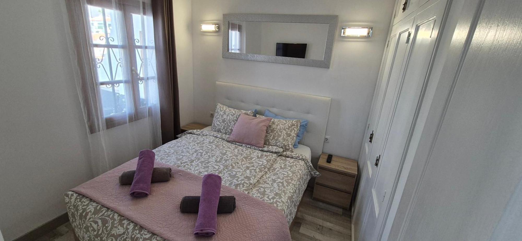 Nice Apartment With Heating Pool. 아데제 외부 사진
